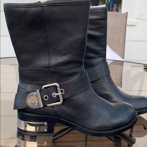 Vince Camuto Wellsley Black Boot - Size: 6.5